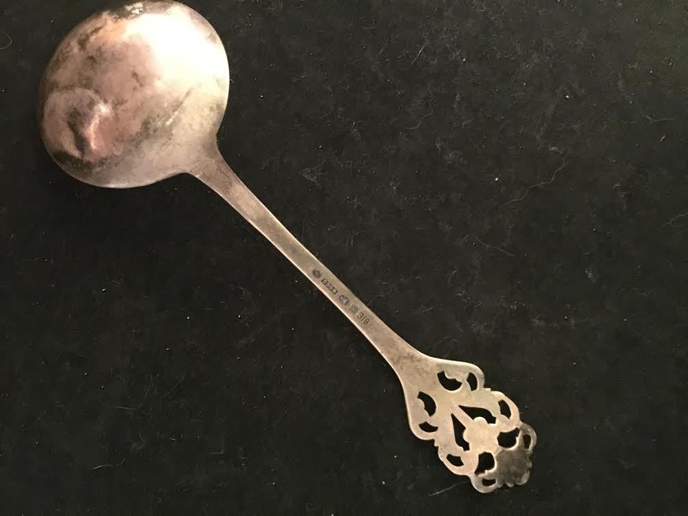 830 Silver Spoon MAKE ME AN OFFER!!!