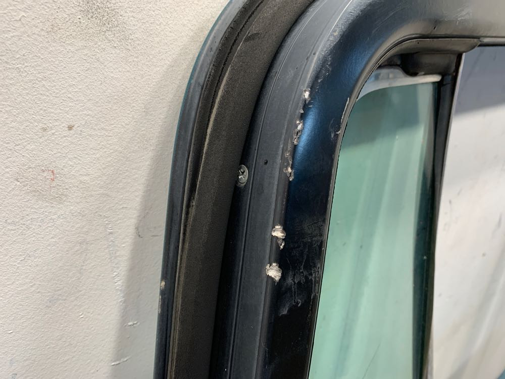 Peterbilt Door (606-13168)