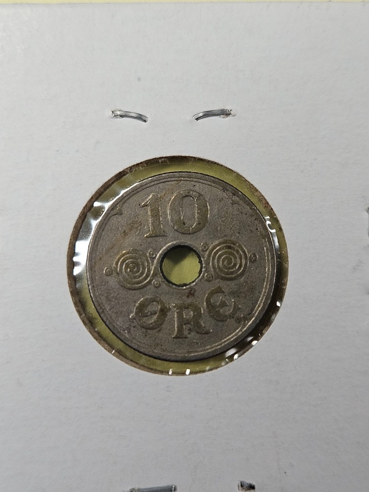 COINS - DENMARK - 10 ORE 1937