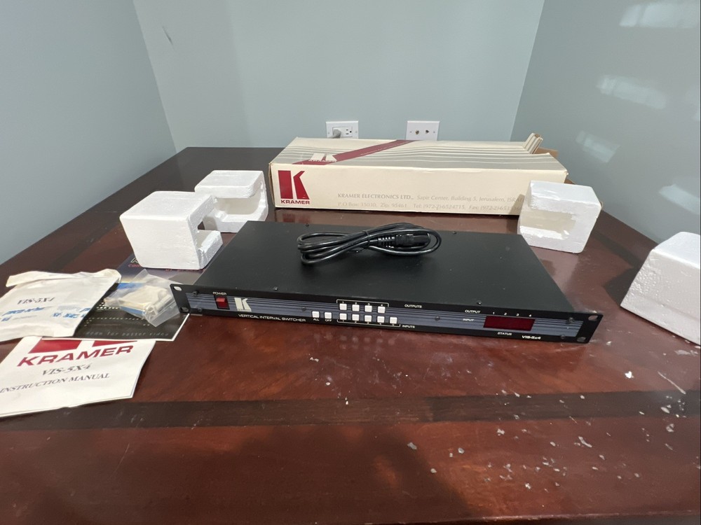 Kramer Electronics VIS- 5x4 Vertical Interval Audio Video Switcher VIS5x4