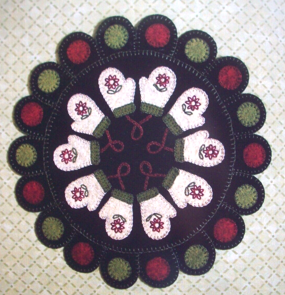 Sugaarplum Christmas Applique Quilt pattern