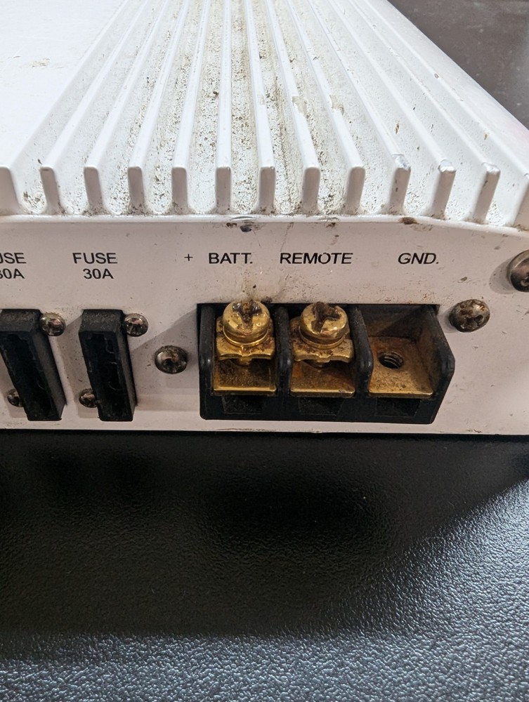 Old School Eclipse 3241 by Fujitsu 2/3/4 ChannelFlex Car Amplifier