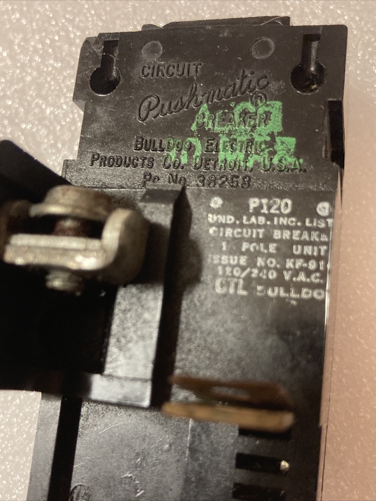 Bulldog P120, 20 Amp, 120 Volt, 1 Pole Pushmatic Circuit Breaker- WARRANTY