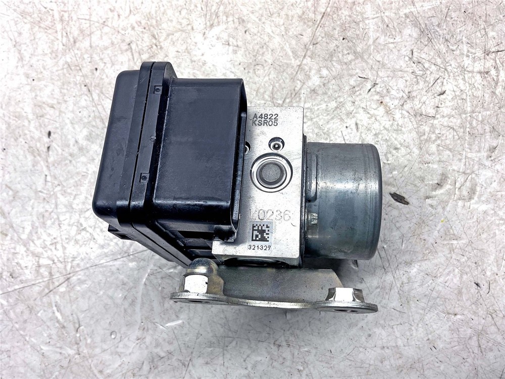 2022 Yamaha MT-10 ABS Pump - B602534C00