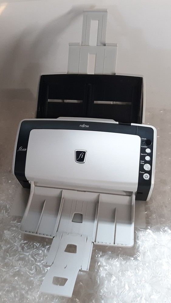 Fujitsu FI-6130 Document Scanner NO AC Adapter  w/ USB Cable