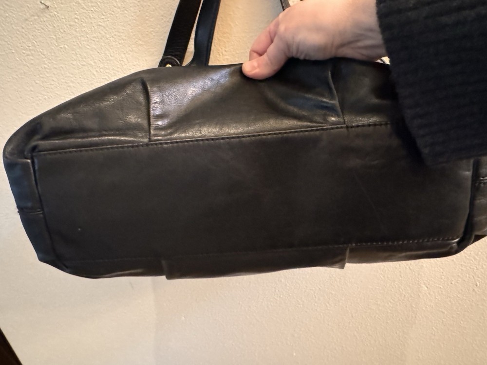MICHAEL Michael Kors Leather Ludlow Drawstring Shoulder Bag Black
