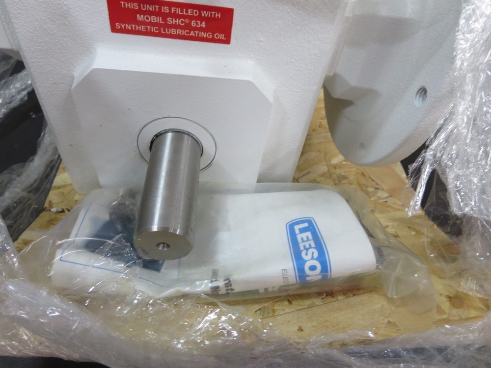 Leeson Ironman Speed Reducer Right Angle See Description & Pics Open Box NEW