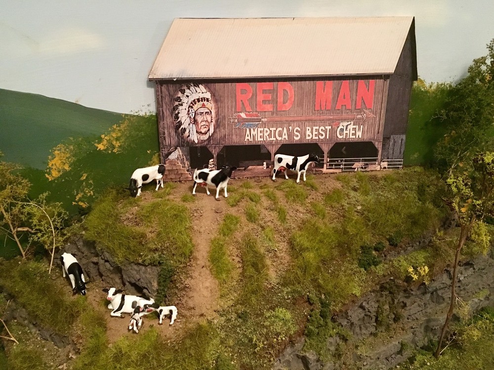 N Scale Scratch Built "RED MAN BARN" Farm Building Front/Flat, walthers