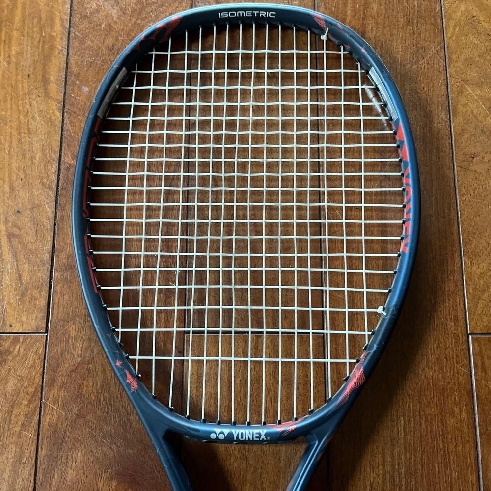 Yonex Vcore Pro 97 (2018 Model)