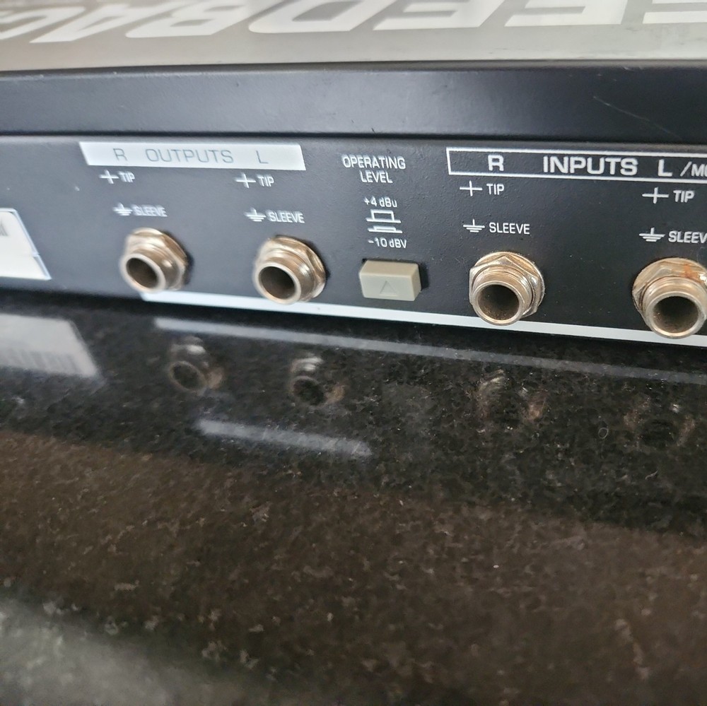 Behringer Feedback Destroyer DSP1100 24 Bit Dual Engine Parametric