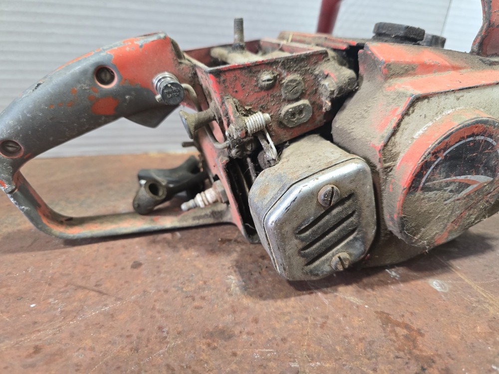 Homelite Ez Automatic Chainsaw