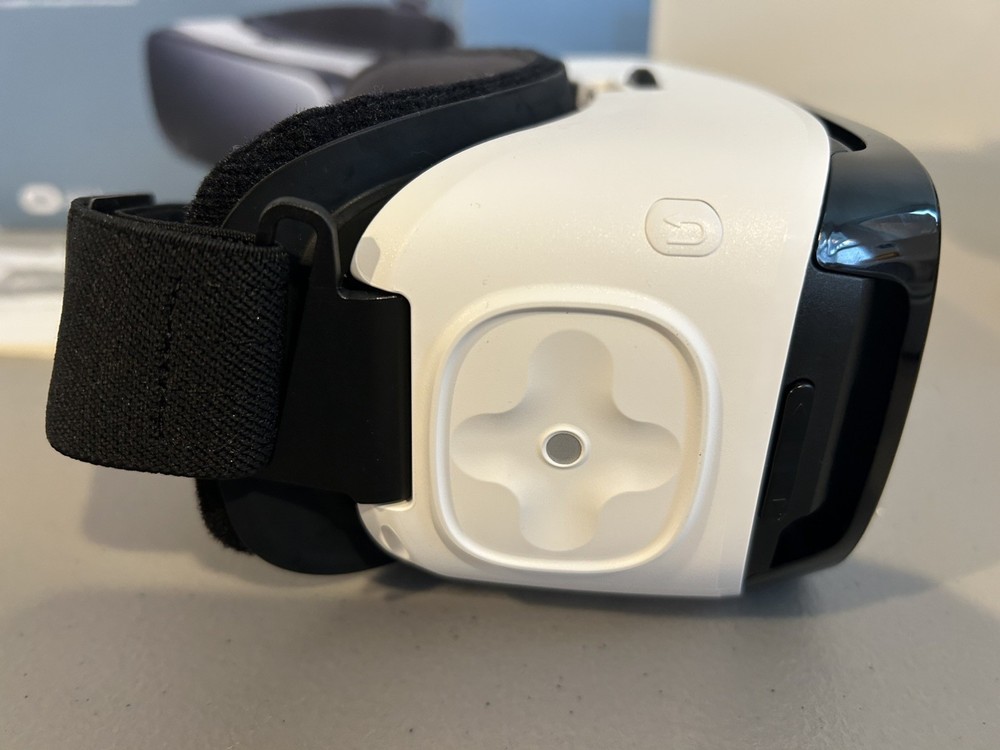 Samsung Gear VR Powered by Oculus Not Tested