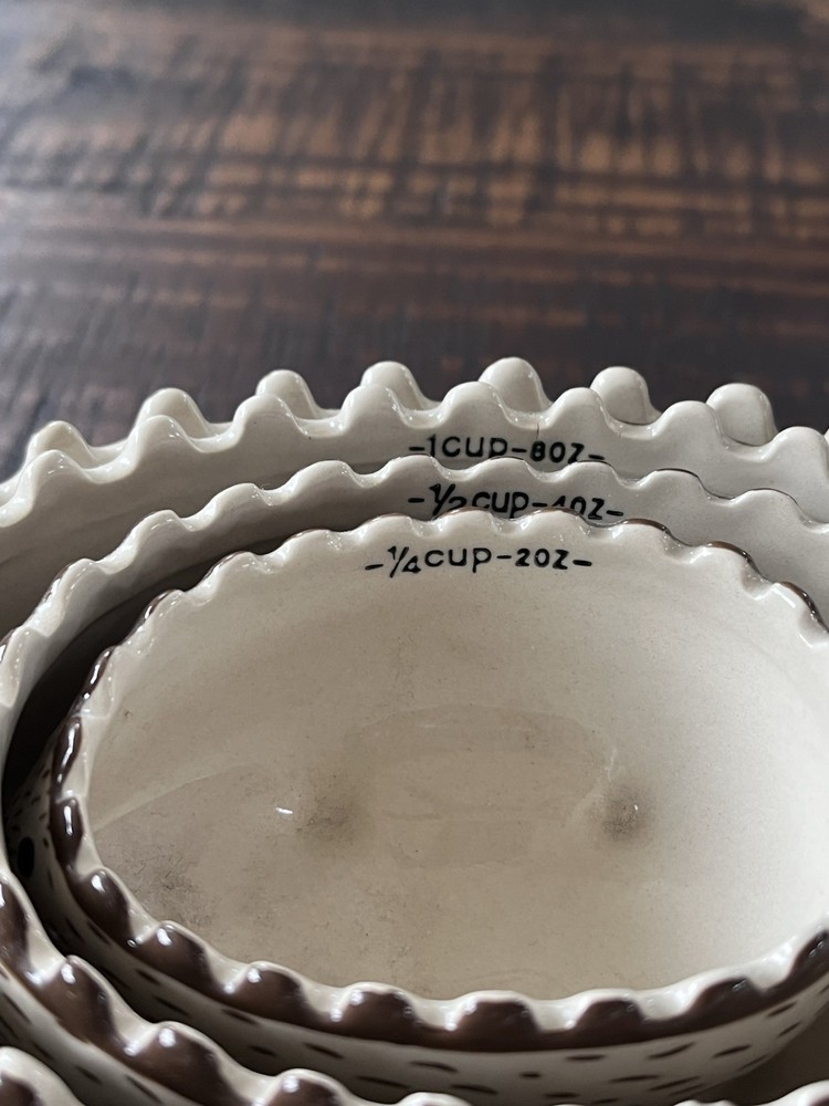 Creative Co-Op Hedgehog Measuring Cups 4 Sizes