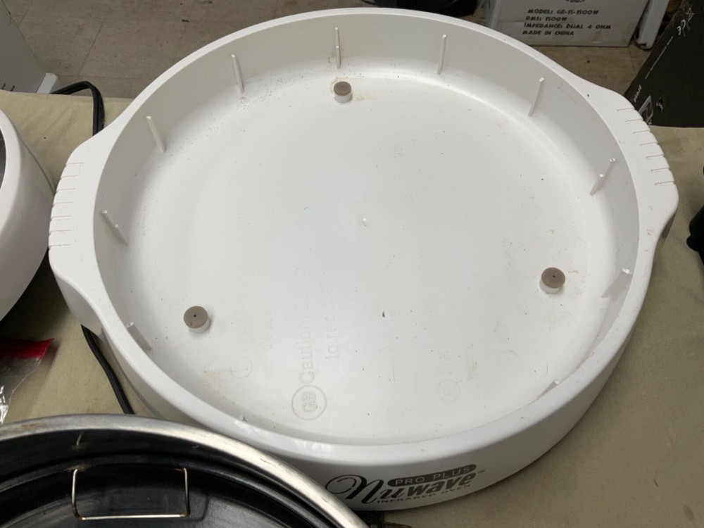 Nuwave Pro Plus Infared Large Oven Cooker Model # 20611