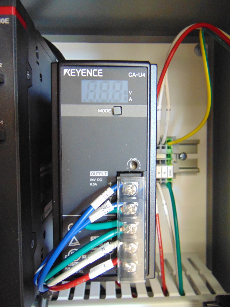 KEYENCE CV-322F / CA-DC40E / CA-U4 VISION SYSTEM CONTROLL IN HOFFMAN BOX