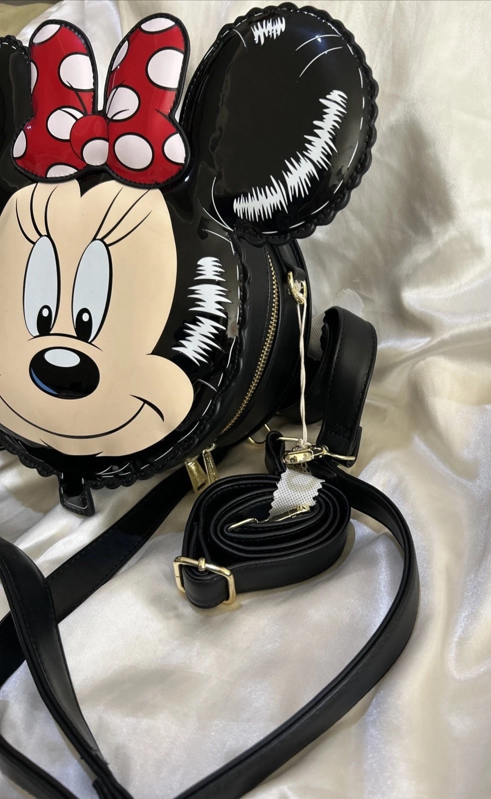 RARE NEW MACYS X LOUNGEFLY 1ST EDITION PARADE MINNIE MOUSE BALLOON AND EARS SET!