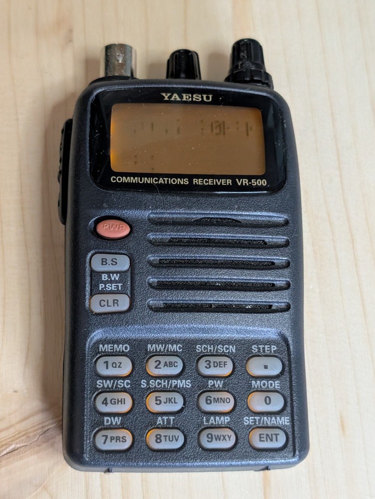 Yaesu VR-500 Communications Receiver