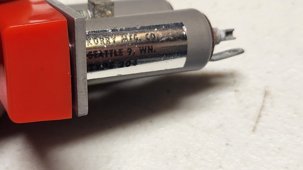 Korry Type 204 Annunciator Indicator Warning Caution Light NOS NO BULBS Jet