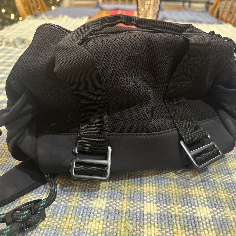 BAGSMART Mini Duffle - Black