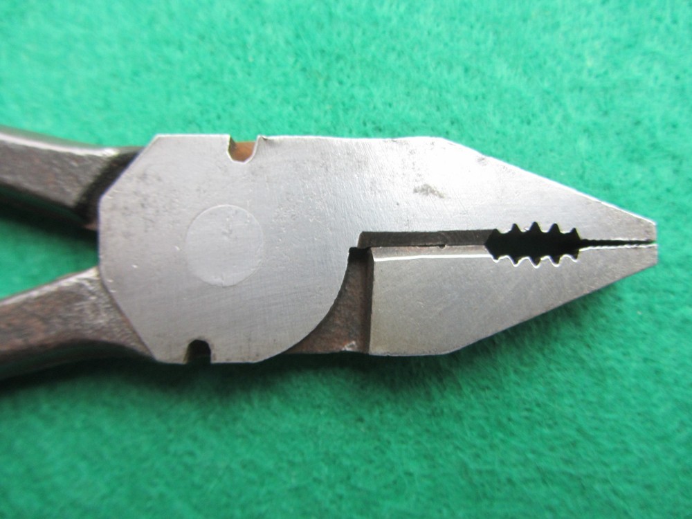 Vintage Round Hole Pliers – 6¼” Long