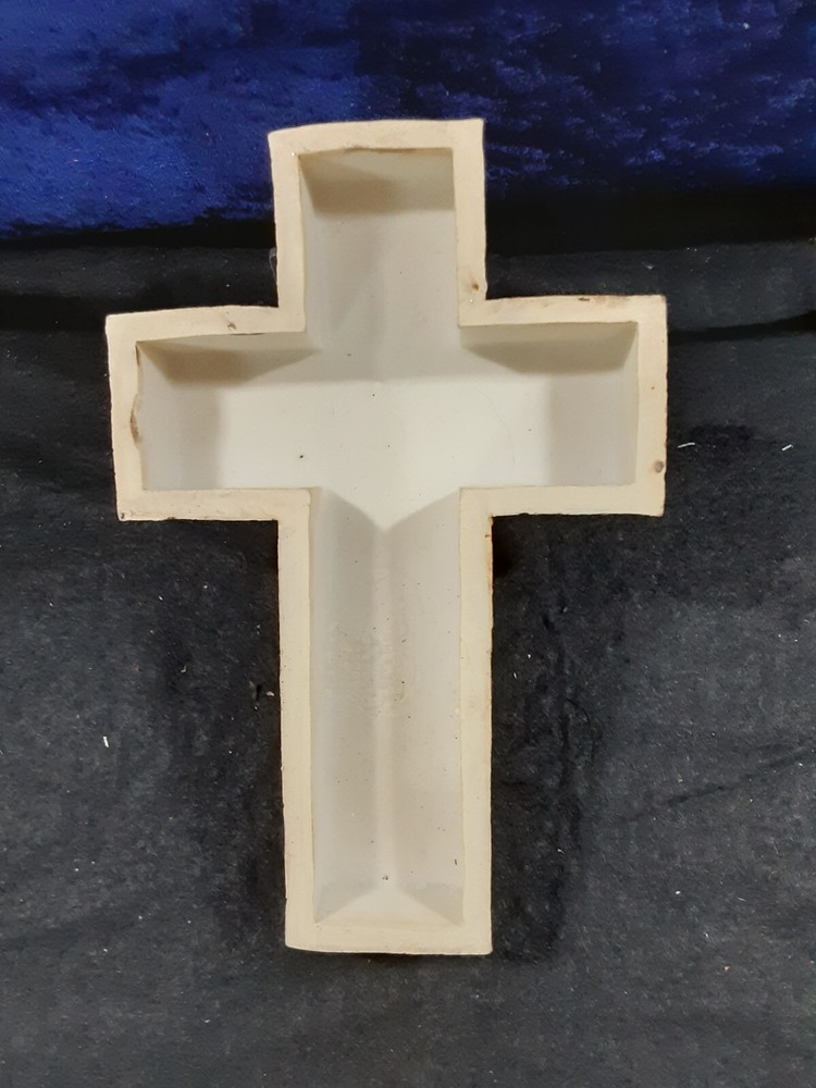 Composite Cross Box; VG+