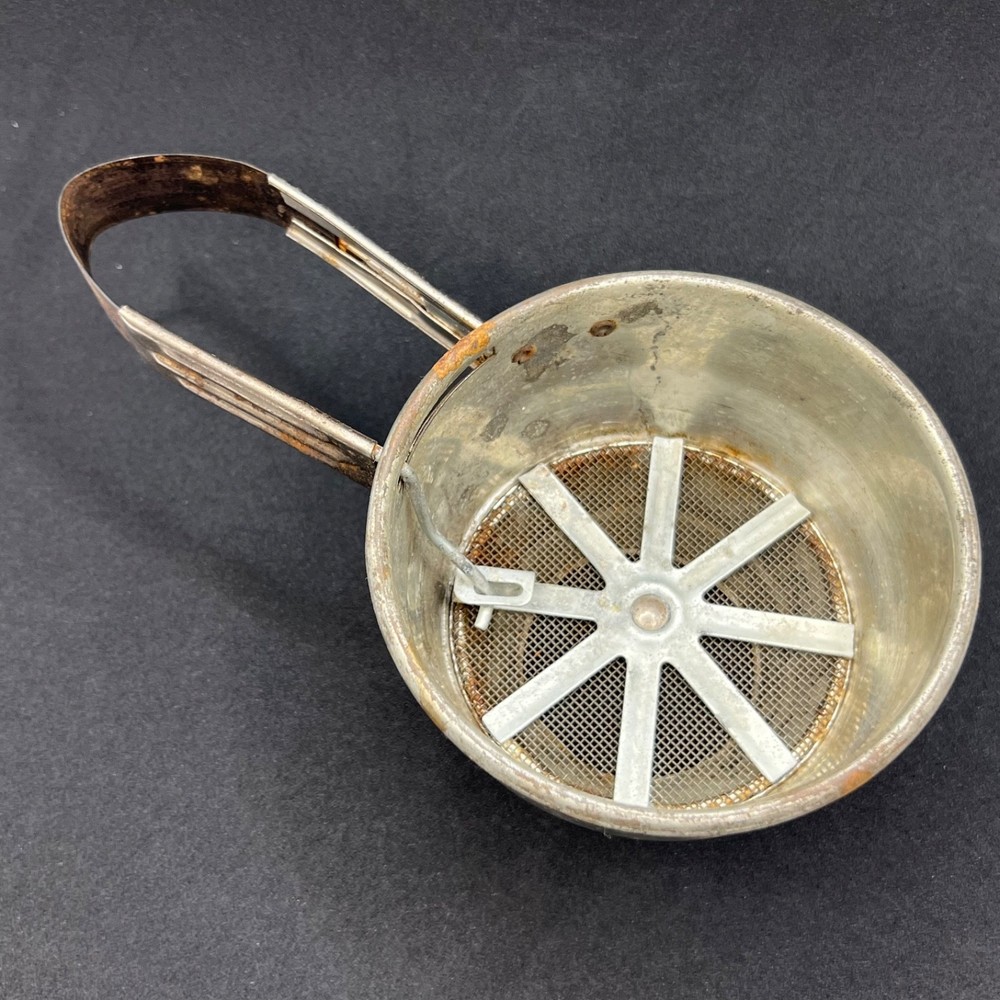Vintage Foley Flour Sifter Spring Handle