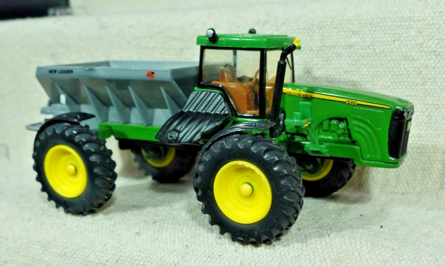 Ertl John Deere 4920 Nutrient Applicator