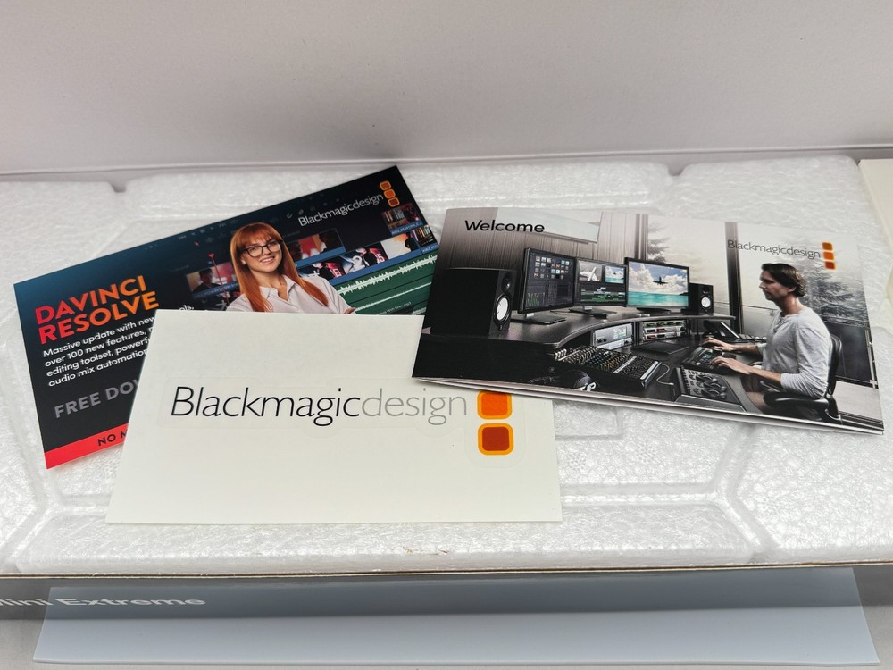 Blackmagic Design ATEM Mini Extreme HDMI Live Streaming Switcher