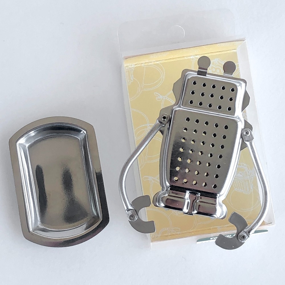 NIB Robot Tea Infuser with Mini Tray