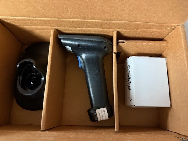 Datalogic Quickscan QS6500BT Bar Code Scanner w/ USB Cable , NEW