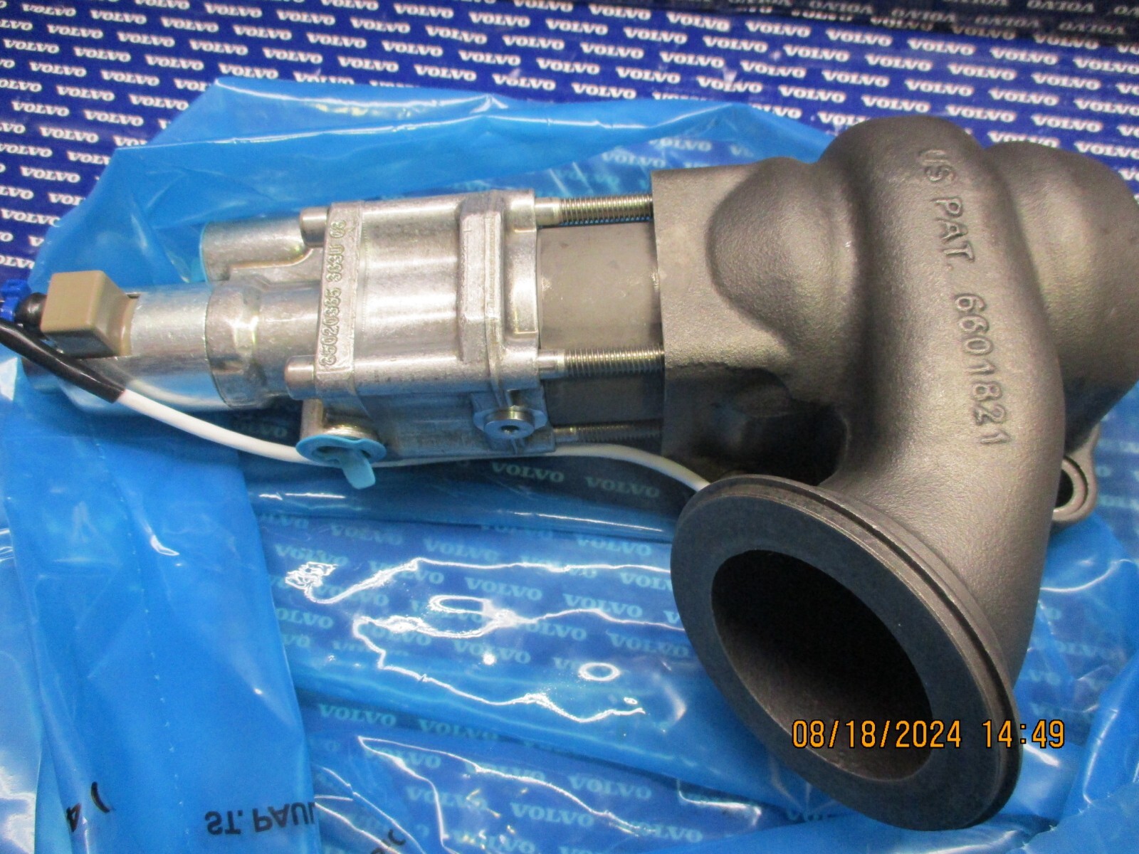 Genuine OEM Volvo D13 EGR Valve 85020365