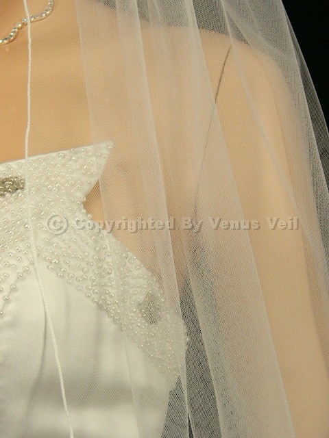 1T Ivory Bridal Fingertip Length Pencil Edge Wedding Veil