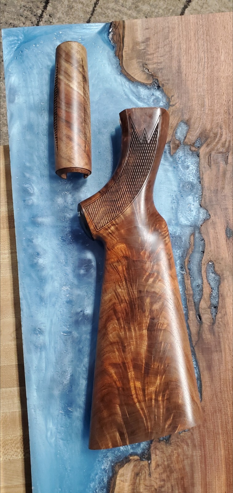 Ithaca model 37 stock/forend/cap/buttpad 20g pistol grip high grade READ BELOW