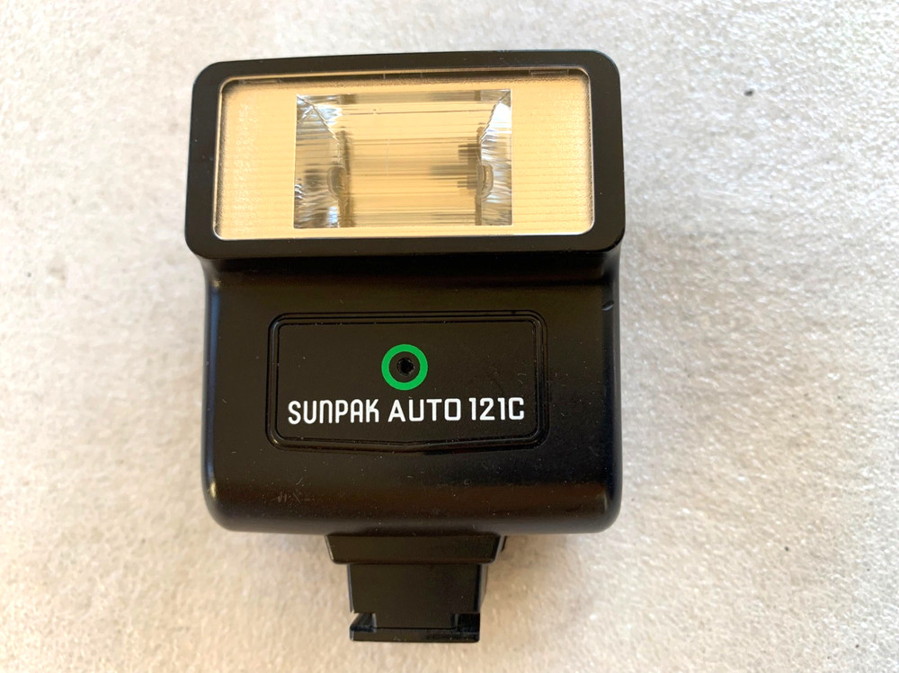 Sunpak Auto 121C Camera Flash  for Pentax- Tested