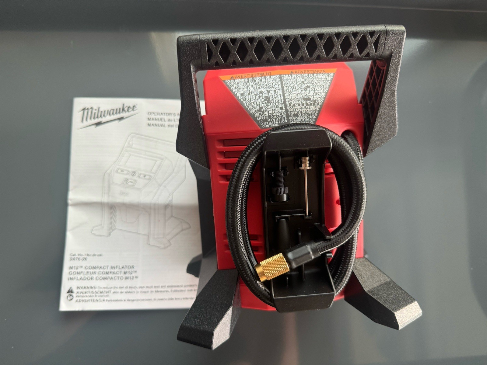 Milwaukee M12 12-Volt Lithium-Ion Cordless Portable Inflator 2475-20 (Tool Only)