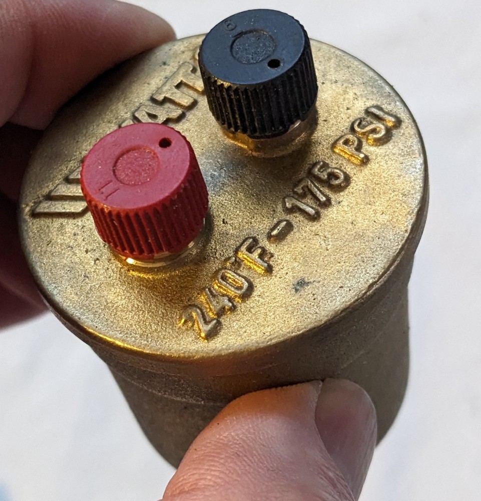 NEW Watts 590720 1/4" DuoVent Automatic Float Vent