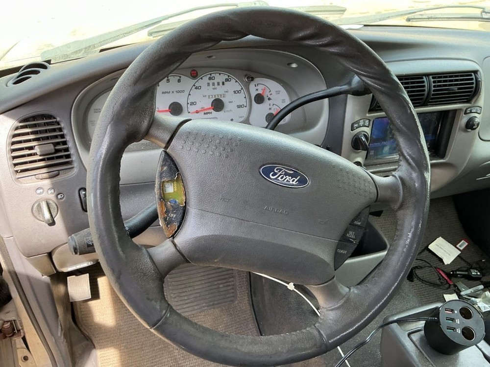 EXPLORER 2002 Glove Box 5024930