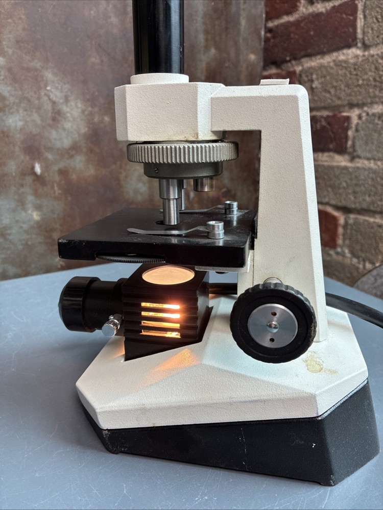 Parco EPS T-15XW Compound Microscope