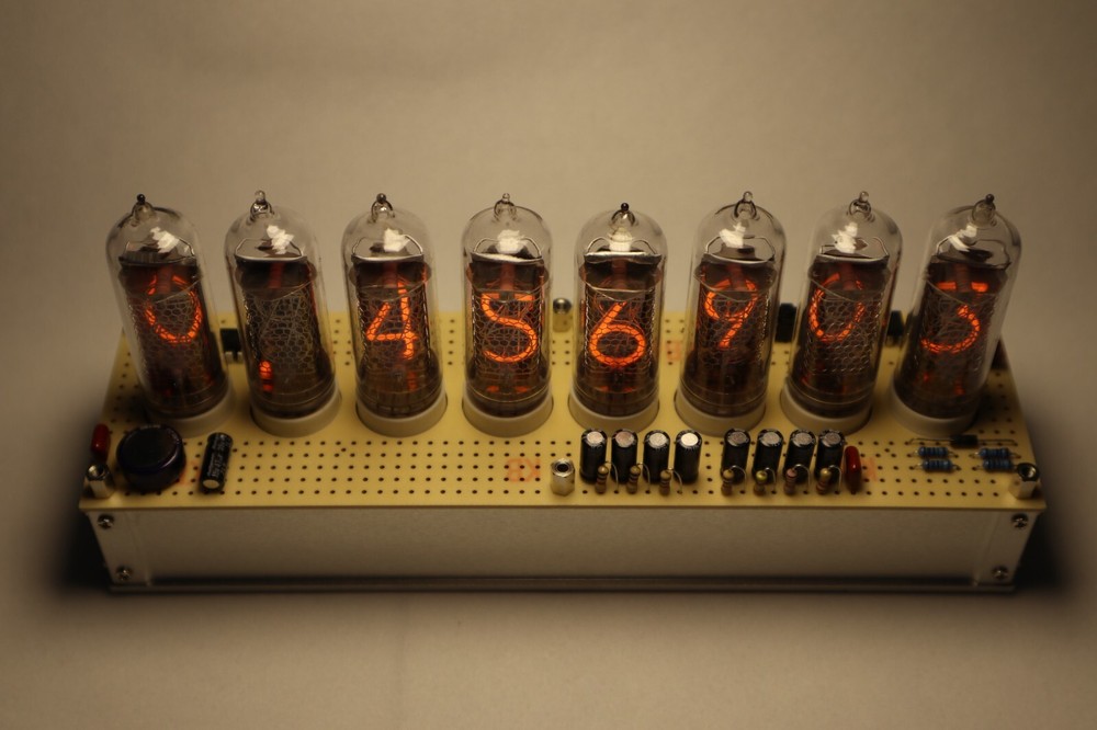 Stein's Gate Divergence Meter using REAL NIXIE TUBE with clock function limited