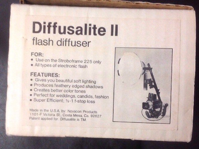 Stroboframe 225 Professional Flash Bracket w/ Diffusalite II & Pro Padded Case