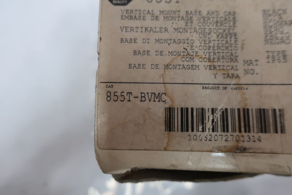 Allen Bradley 855T-BVMC Vertical Mount Base Module Ser B 250v-ac