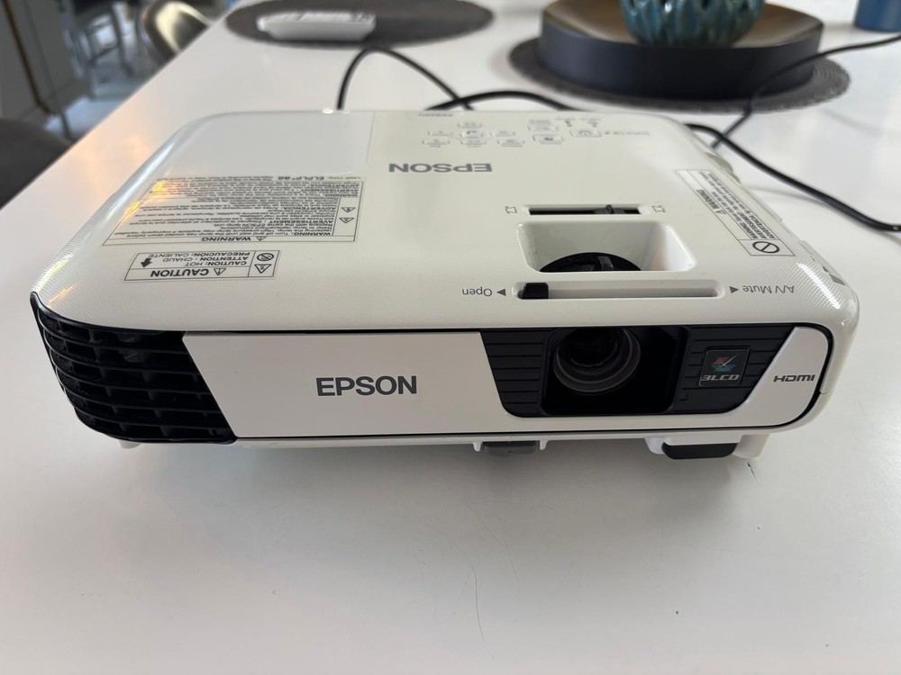 EX3240 SVGA 3LCD Projector