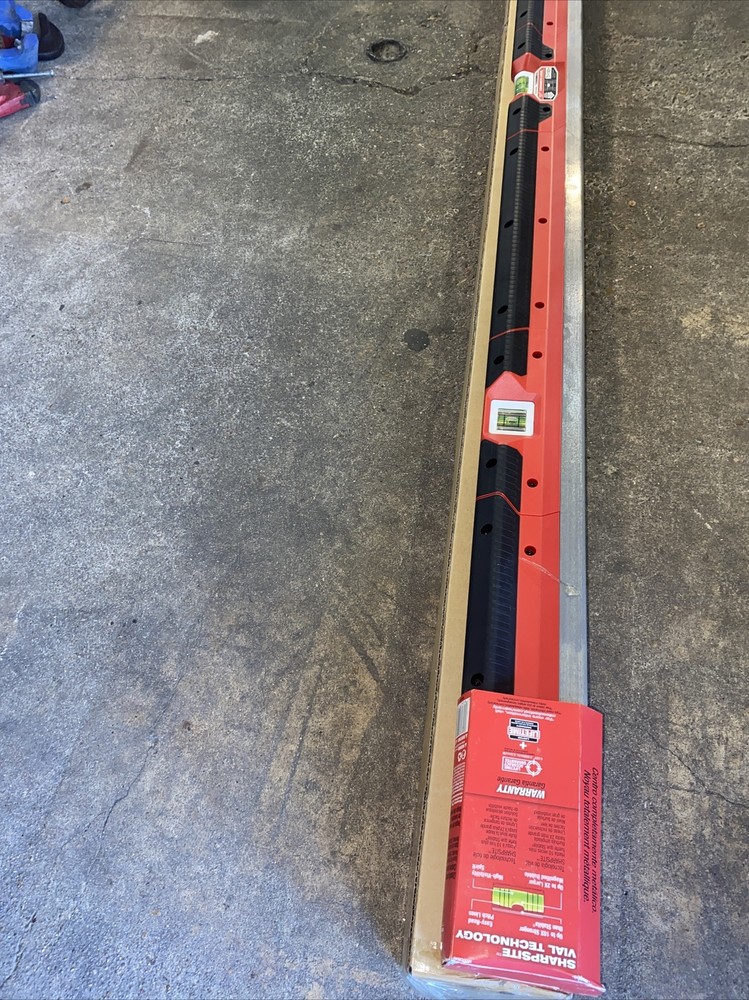 Milwaukee 72" REDSTICK Concrete Level (MLCON72)