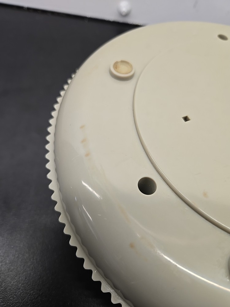 1970's Vintage Kitchen Scale