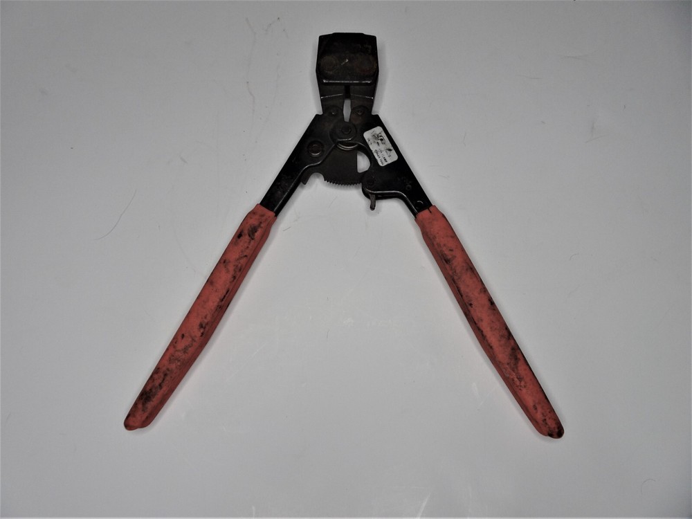 SharkBite 23081 PEX Clamp Pincer Tool
