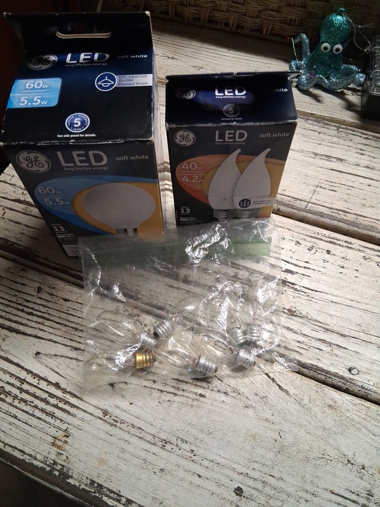 Misc Lot Bulbs