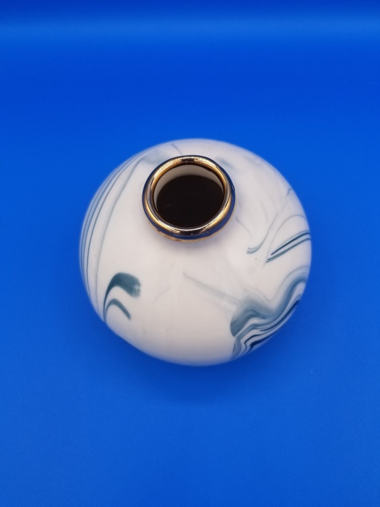 Eliana Bernard Bud Vase