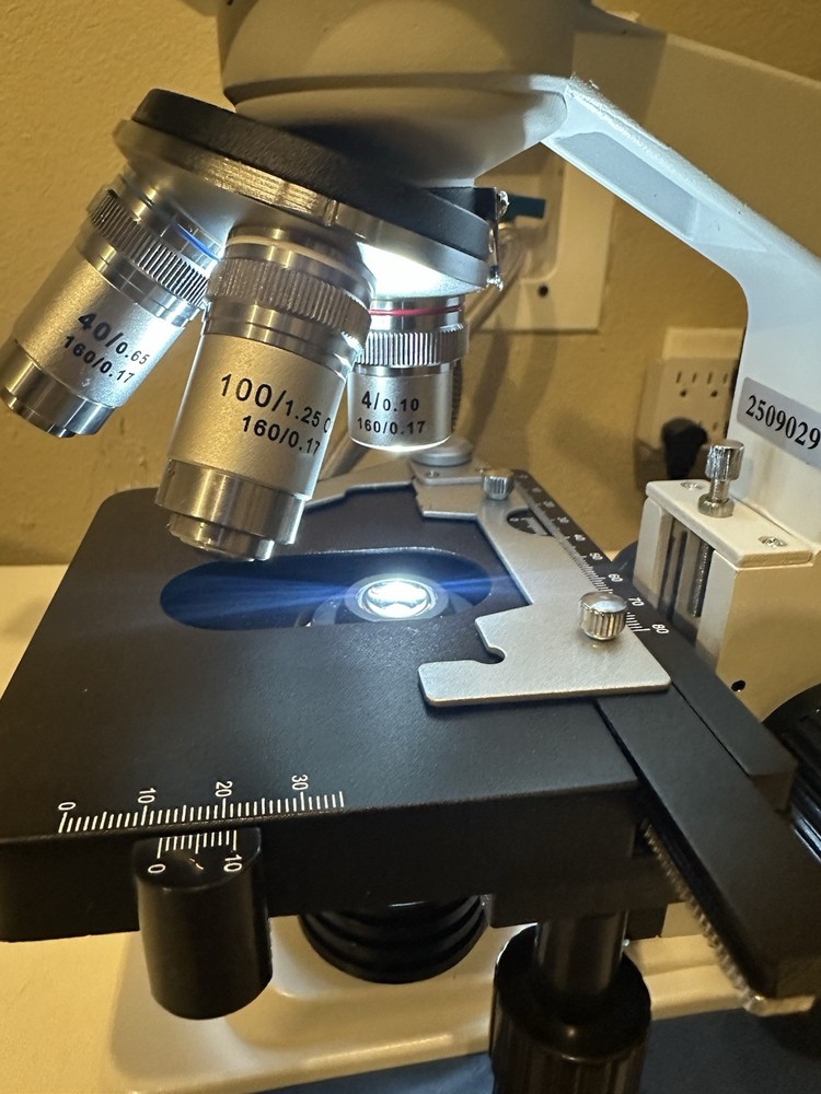 AmScope B120 Binocular Compound Microscope 40X–1000X