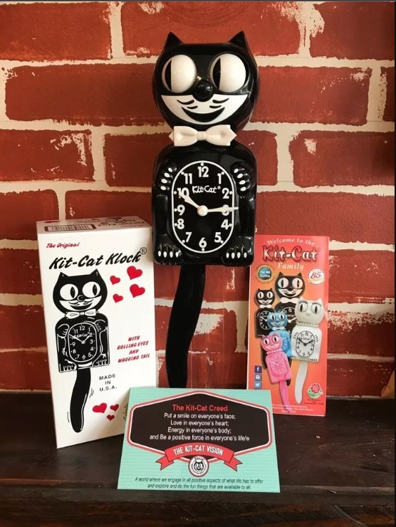 Kit-Cat BC01 Classic Clock, Size Large - Black
