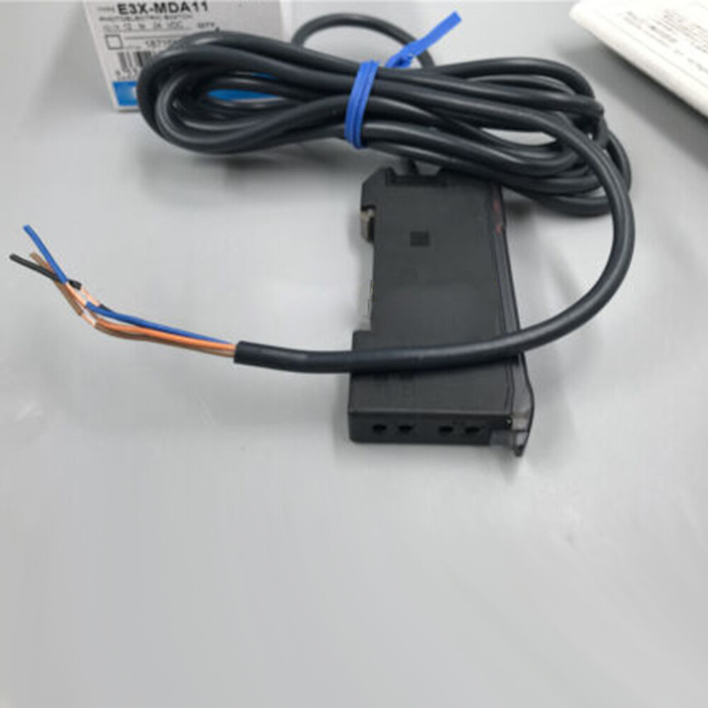 New For Omron E3X-MDA11 E3XMDA11 Photoelectric Switch Sensor